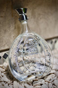 Cargar la imagen en la vista de la galería, Nómada tequila edición limitada plata
