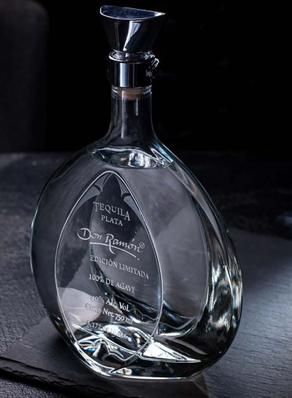 Nómada tequila edición limitada plata